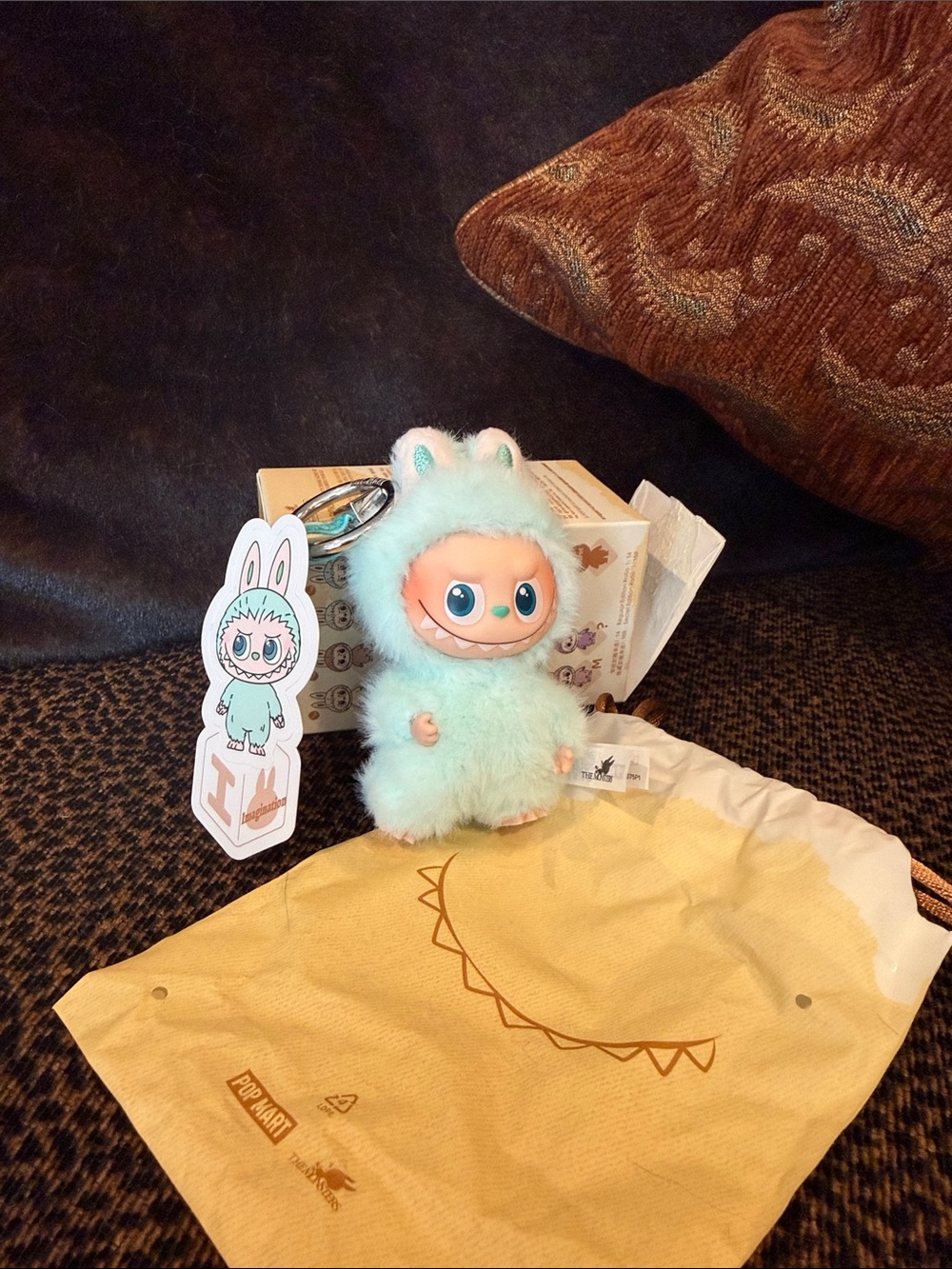 POP MART Labubu The Monsters Pin For Love CONFIRMED I Green
New in Box w/ Card. - Picture 5 of 16